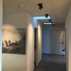 LOOM Design Kjøkkenbelysning Tak|Spotter & Skinner<Aim Spot Single Tak/Veggspot 13W dimbar 2700k -