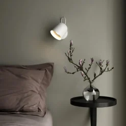 DFTP Vegglamper Med Usb<Angle vegglampe med USB -