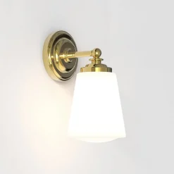 Astro Lighting Baderomsbelysning Vegg<Anton vegglampe for baderom IP44