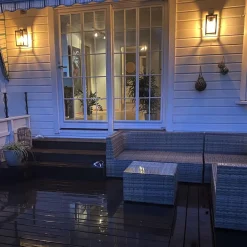 Aneta Lighting Utelamper - Klassiske Vegglamper<Arendal vegglampe utendørs ned IP44 -