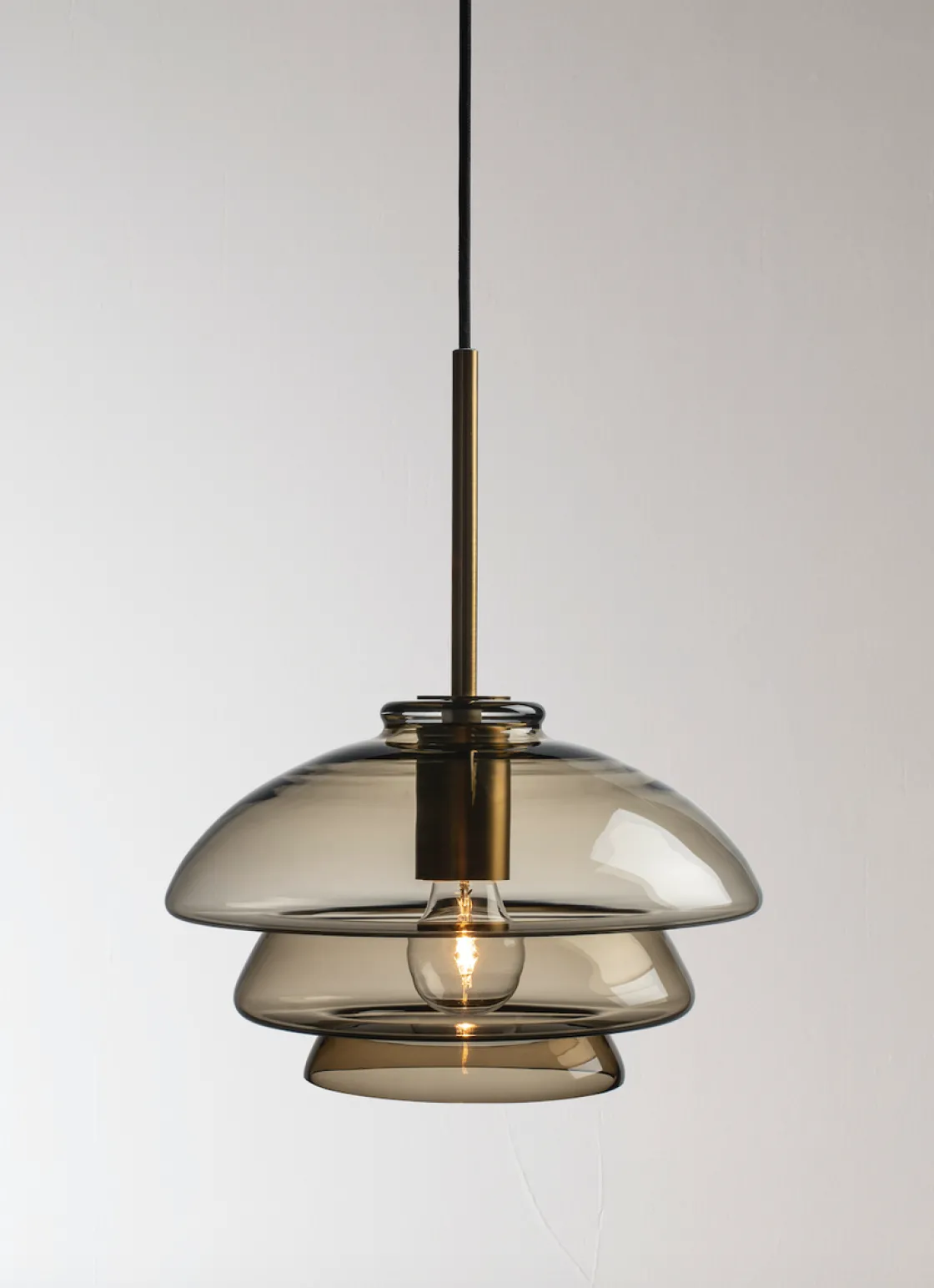 Hadeland Glassverk Kjøkkenbelysning Tak|Takpendler<Arkivlampe 4006 Small - Kakao - Matt Messing