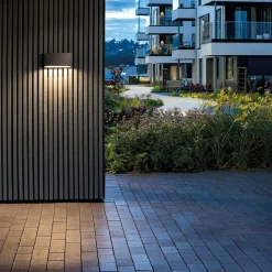 Sg Armaturen As Utelamper Med Opp/Ned Lys<Arlon vegglampe utendørs 10W 2700 Kelvin IK10 IP65 - Dimbar