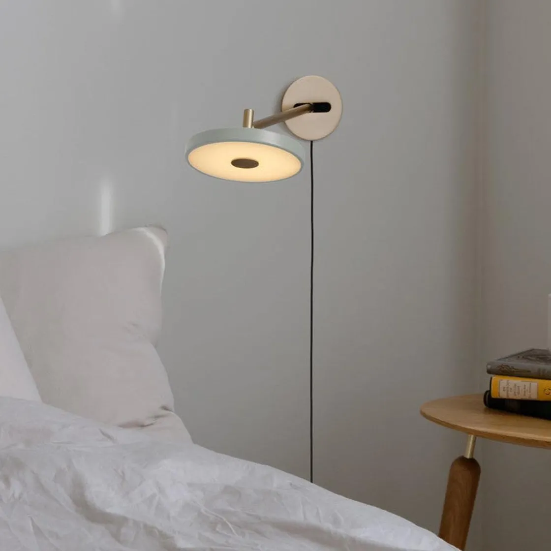 Umage Interiørlamper|Leselamper<Asteria vegglampe lang