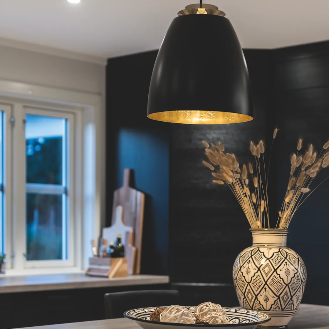 Sg Armaturen As Kjøkkenbelysning Tak|Takpendler<Bell maxi takpendel - Svart/Gull