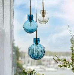 Hadeland Glassverk Kjøkkenbelysning Tak|Takpendler<Bølge Krystallkuler 3 stk - Sort Baldakin