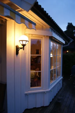 Norlys Lightup-Pris|Utelamper - Klassiske Vegglamper<Bologna 361 - Hvit