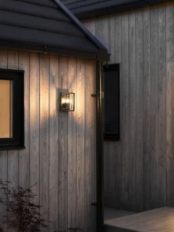 Konstsmide Utelamper - Veggskjold / Plafond<Brindisi mini vegglampe utendørs IP54 E27 -