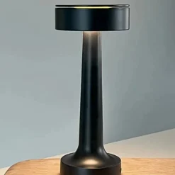 Antidark Oppladbare Bordlamper<Buddy bærbar bordlampe oppladbar 4W 3000 Kelvin