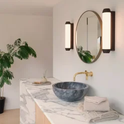 Astro Lighting Baderomsbelysning Vegg<Burlington 400 vegglampe for baderom 9,8W 2700 Kelvin IP44