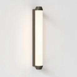 Astro Lighting Baderomsbelysning Vegg<Burlington 600 vegglampe for baderom 14,3W 2700 Kelvin IP44