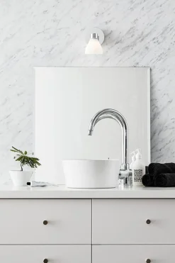 Marksløjd Baderomsbelysning Vegg<Cassis vegglampe IP44 - Krom/opalhvit -