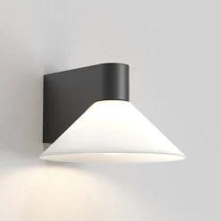 Astro Lighting Baderomsbelysning Vegg<Conic vegglampe IP44
