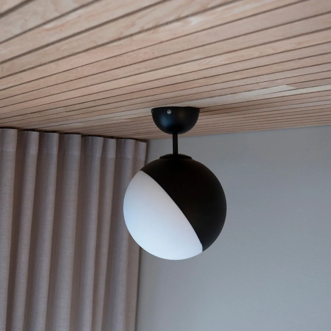 Globen Lighting Kjøkkenbelysning Tak|Taklamper / Takplafonder<Contur Plafond - /Hvit