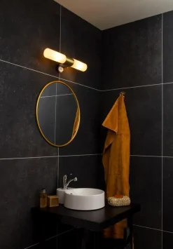 Aneta Lighting Baderomslamper Med Stikkontakt|Belysning Over Speilet På Badet<Cosenza dobbel baderomslampe med stikkontakt
