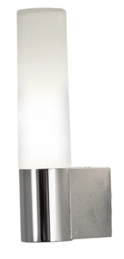 Aneta Lighting Baderomslamper Med Stikkontakt|Baderomsbelysning Vegg<Cosenza vegglampe for baderom m/stikkontakt IP44