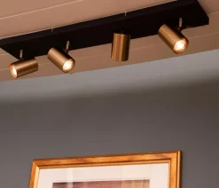 Scanlight Kjøkkenbelysning Tak|Spotter & Skinner<Cuba spotrekke med 4 lys - Svart/Messing