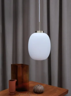 Dyberg Larsen Kjøkkenbelysning Tak|Takpendler<DL39 takpendel - Messing/Opal glass