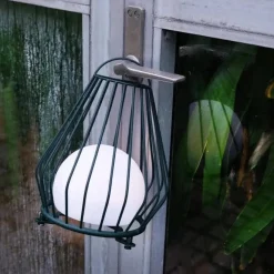 Dyberg Larsen Solcellebelysning<Evesham utendørs lanterne oppladbar liten