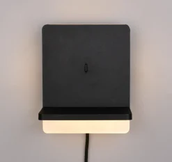 Trio Lighting Vegglamper Med Usb<Fairfield vegglampe 9W 3000 Kelvin med USB - 3-step dim