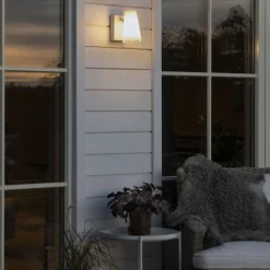 Konstsmide Utelamper Med Opp/Ned Lys<Fano vegglampe utendørs IP54 -