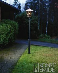 Konstsmide Lyktestolper<Fenix stolpelykt,