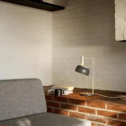 Louis Poulsen Louis Poulsen<FJ Elements bordlampe