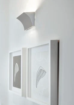 Flos Vegglamper Med Opp/Ned Lys|Interiørlamper<Pochette up/down LED vegglampe