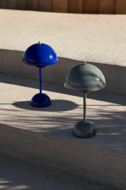 &Tradition Lightup-Pris|Barneromsbelysning<Flowerpot VP9 bærbar bordlampe