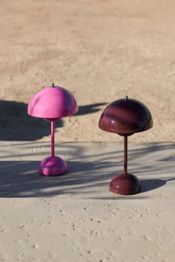 &Tradition Lightup-Pris|Barneromsbelysning<Flowerpot VP9 bærbar bordlampe