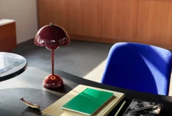 &Tradition Lightup-Pris|Barneromsbelysning<Flowerpot VP9 bærbar bordlampe