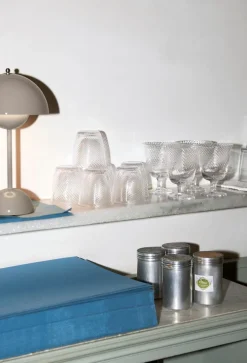 &Tradition Lightup-Pris|Barneromsbelysning<Flowerpot VP9 bærbar bordlampe