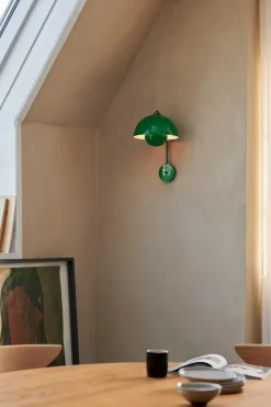 &Tradition Barneromsbelysning|Interiørlamper<Flowerpot VP8 vegglampe