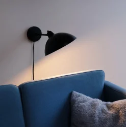 Dyberg Larsen Interiørlamper|Leselamper<Futura vegglampe - Svart/Hvit