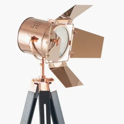 Pacific Lifestyle Interiørlamper Gulv<Hereford gulvlampe 139 cm - Svart/Kobberfarget