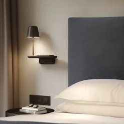 Astro Lighting Vegglamper Med Usb|Leselamper<Ito vegglampe med trådløs lader og USB