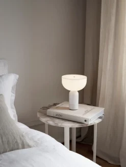 New Works Oppladbare Bordlamper<Kizu Portable bordlampe - marmor