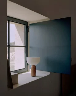 New Works Oppladbare Bordlamper<Kizu Portable bordlampe - Rustfarget Marmor