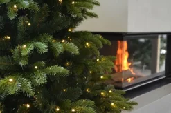 Trend Collection Kunstig Juletre<Kunstig juletre med lys 210cm