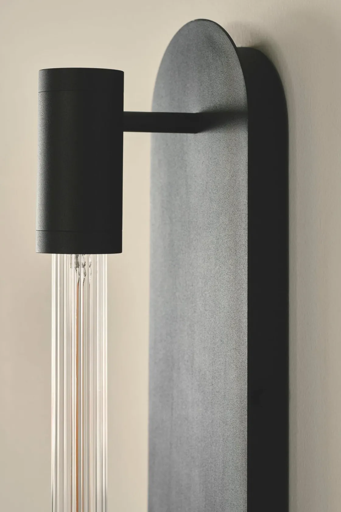 Design by Us Interiørlamper<Liberty dobbel vegglampe -