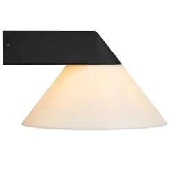 Nordlux Utelamper - Klassiske Vegglamper<Linas vegglampe for utendørsbruk IP54 - Svart/Hvit