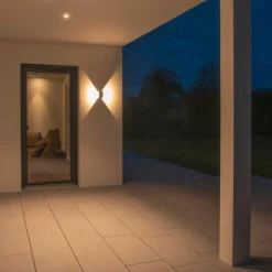 Slv Utelamper Med Opp/Ned Lys<Logs vegglampe utendørs 9,5W 3000 Kelvin IP65