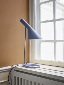 Louis Poulsen Louis Poulsen<AJ bordlampe