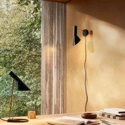 Louis Poulsen Louis Poulsen|Leselamper<AJ Vegglampe