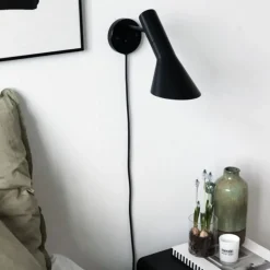 Louis Poulsen Louis Poulsen|Leselamper<AJ Vegglampe