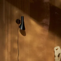 Louis Poulsen Louis Poulsen|Leselamper<AJ Vegglampe