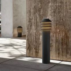 Louis Poulsen Pullert|Louis Poulsen<Bysted Garden fotplate u/adapter lang