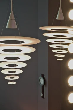 Louis Poulsen Louis Poulsen|Kjøkkenbelysning Tak<Enigma taklampe Ø82