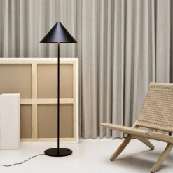 Louis Poulsen Louis Poulsen<Keglen gulvlampe