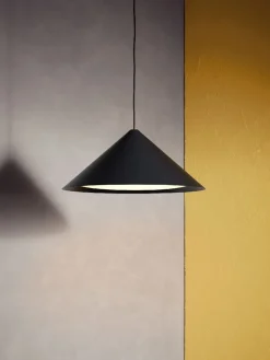 Louis Poulsen Kjøkkenbelysning Tak|Louis Poulsen<Keglen pendel Ø65