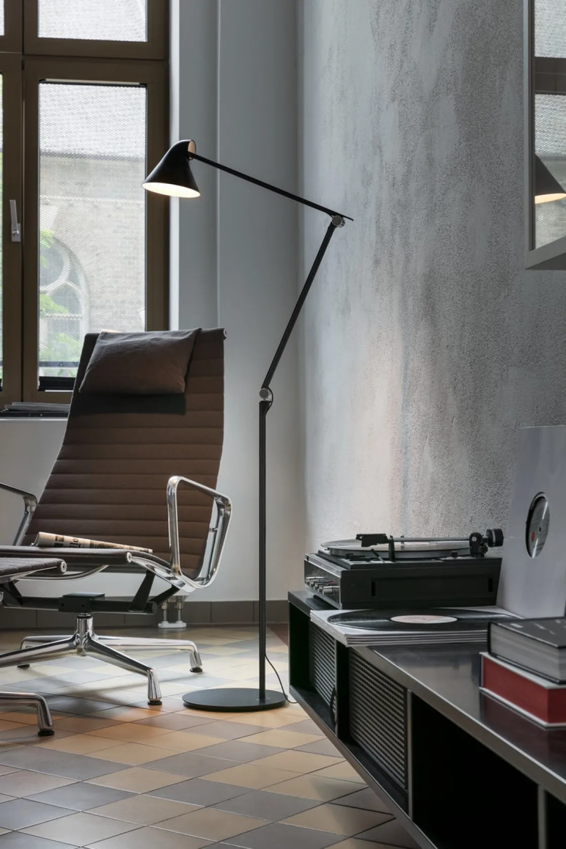 Louis Poulsen Leselamper Gulv|Louis Poulsen<NJP gulvlampe